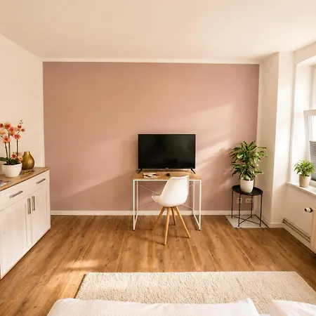 Stilvolles Altbau-apartment In Zentraler Lage Mit Workspace Apartamento *